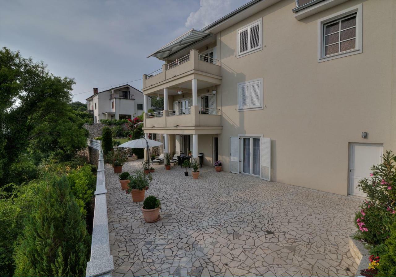 Apartment Barbara Сень Экстерьер фото