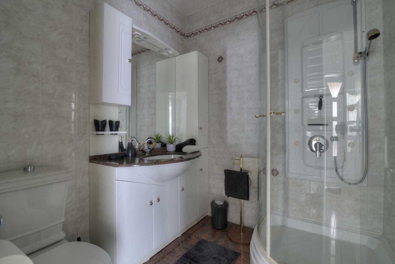 Apartment Barbara Сень Экстерьер фото